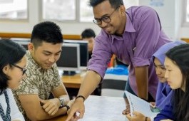 Ujian Tengah Semester (UTS) Semester Genap 2016/2017