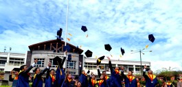 Gambar Wisuda Tahun 2017